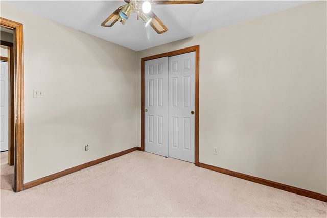 5 Saint Mary’s Way, Warren, RI 02885