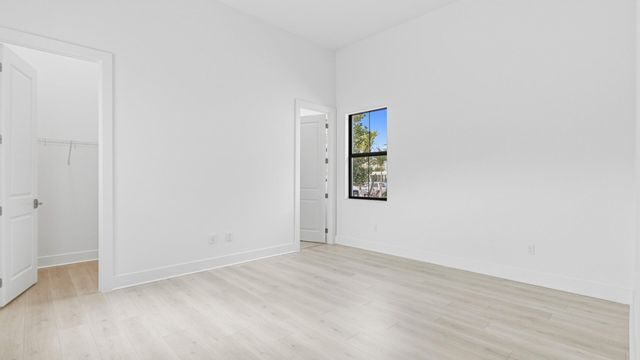 13282 Artisan Circle, Palm Beach Gardens, FL 33418