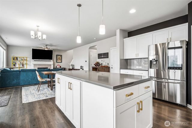 2419 200th Street Ct E, Spanaway, WA 98387