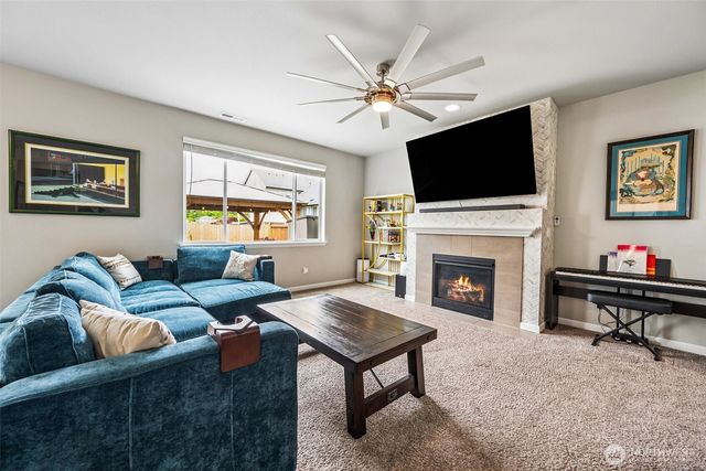 2419 200th Street Ct E, Spanaway, WA 98387