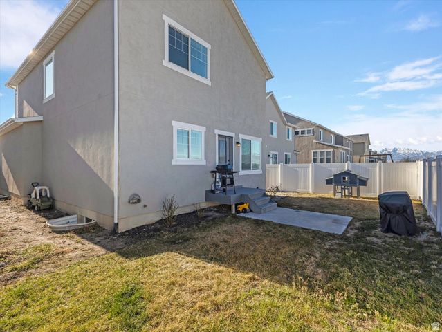 1012 W OSPREY DR, Stansbury Park, UT 84074