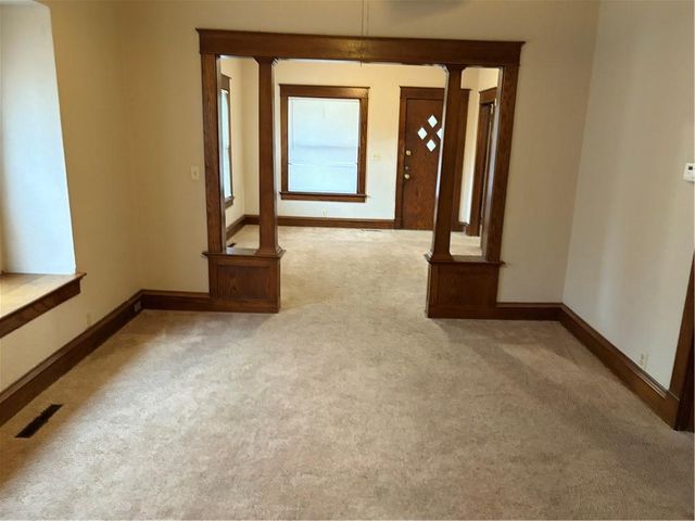 3200 Freeman Avenue, Kansas City, KS 66102