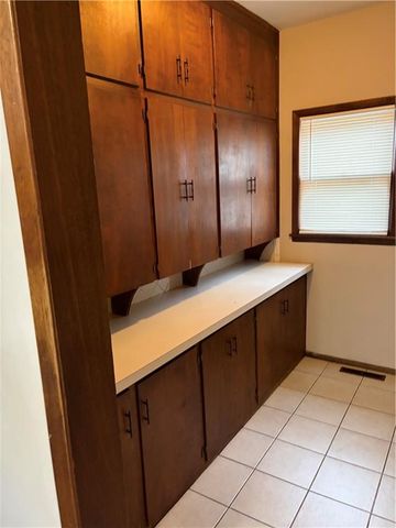 3200 Freeman Avenue, Kansas City, KS 66102