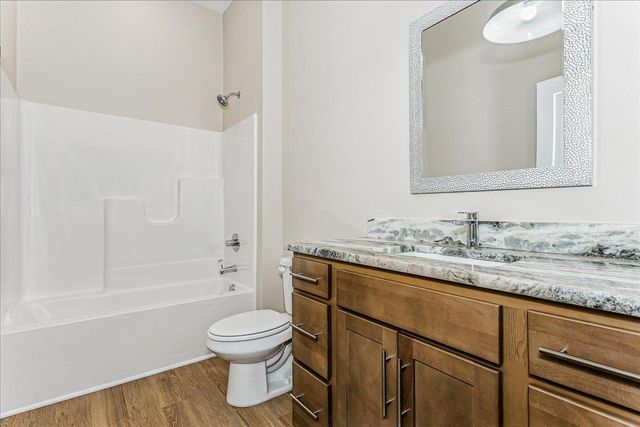 1630 E Appleton St., Valley Center, KS 67147