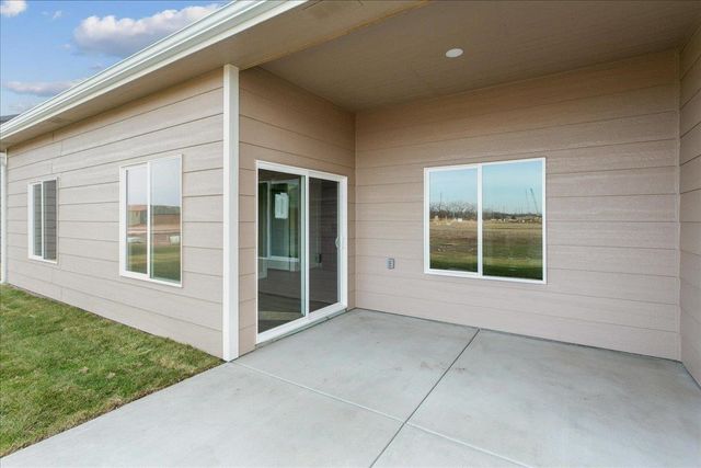 1630 E Appleton St., Valley Center, KS 67147