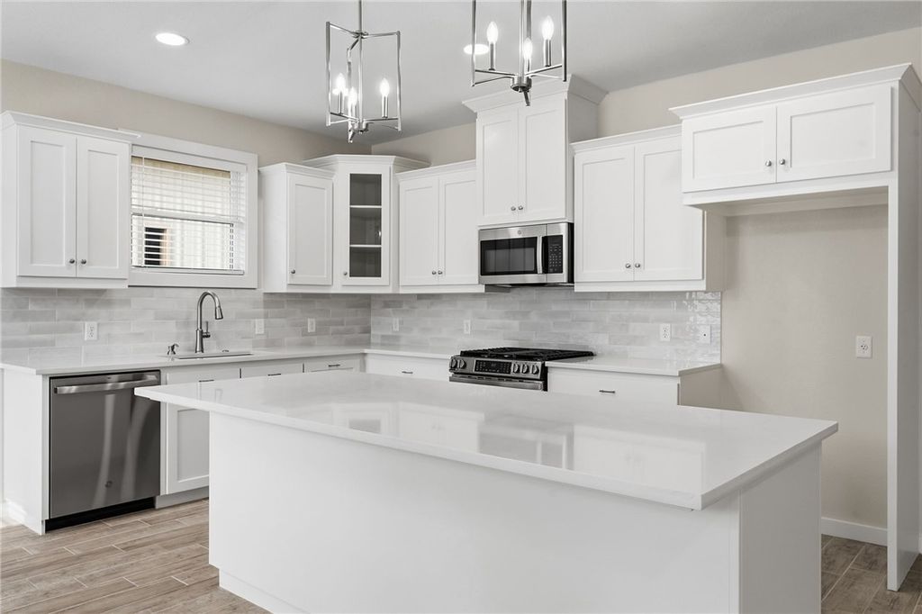 1311 Suncrest, Bryan, TX 77803 — photo 2