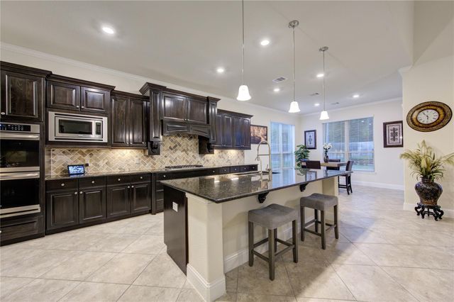 1402 Graystone Hills Dr Drive, Conroe, TX 77304