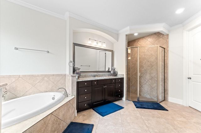 1402 Graystone Hills Dr Drive, Conroe, TX 77304