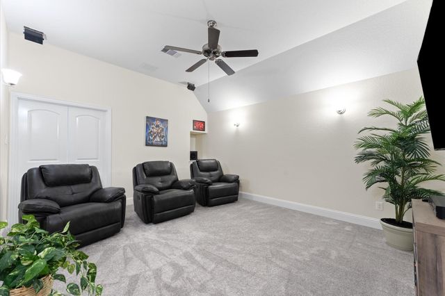 1402 Graystone Hills Dr Drive, Conroe, TX 77304