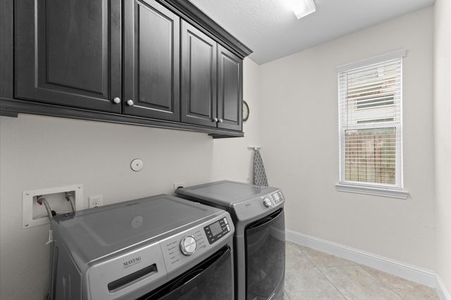 1402 Graystone Hills Dr Drive, Conroe, TX 77304