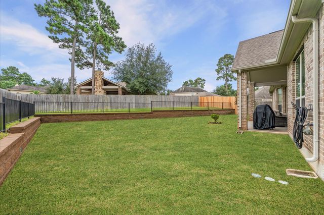 1402 Graystone Hills Dr Drive, Conroe, TX 77304