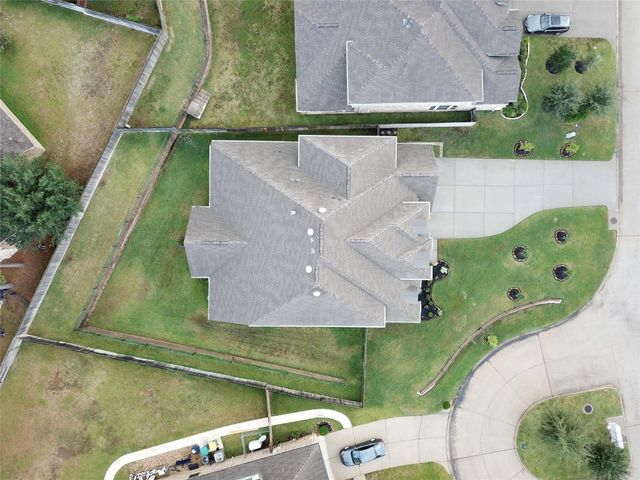 1402 Graystone Hills Dr Drive, Conroe, TX 77304