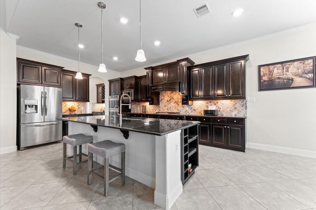 1402 Graystone Hills Dr Drive, Conroe, TX 77304