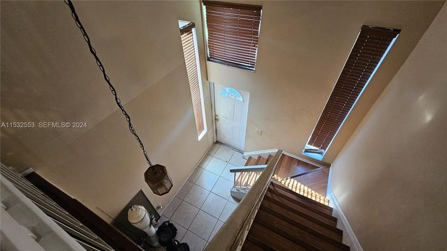 5870 NW 21st Street 45E, Lauderhill, FL 33313
