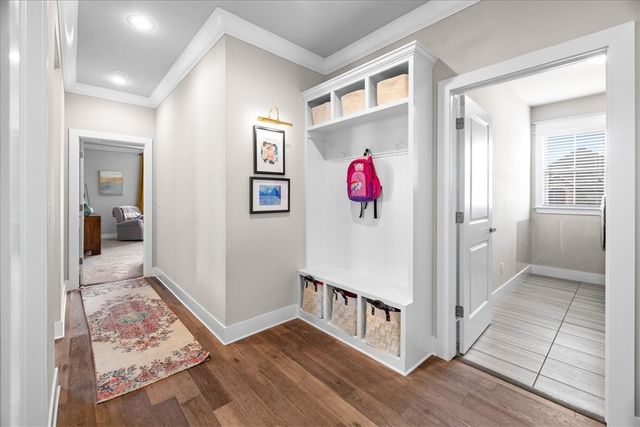 494 W Waterfalls Court, Farmington, AR 72730