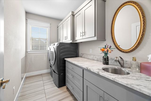 494 W Waterfalls Court, Farmington, AR 72730