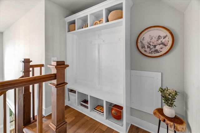 494 W Waterfalls Court, Farmington, AR 72730