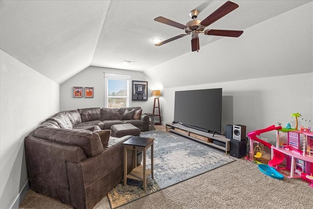 494 W Waterfalls Court, Farmington, AR 72730