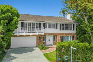17481 Tramonto Drive, Pacific Palisades, CA 90272