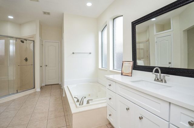 2735 Driftwood Drive, Manvel, TX 77578