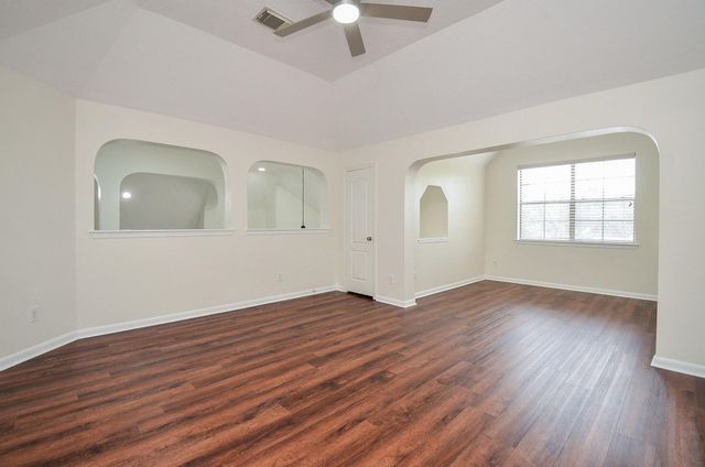 2735 Driftwood Drive, Manvel, TX 77578