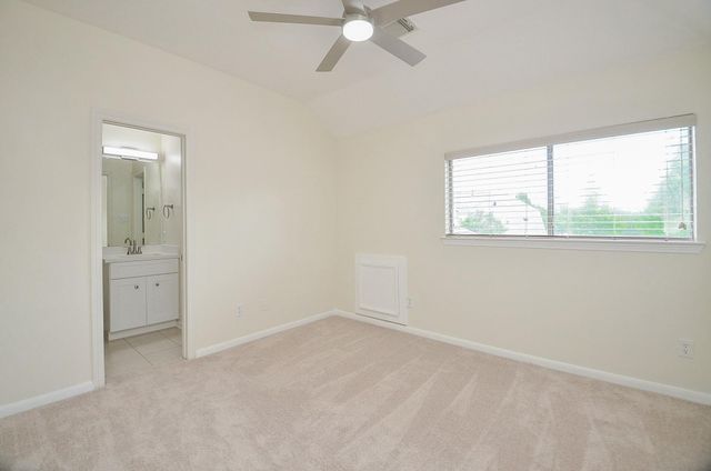 2735 Driftwood Drive, Manvel, TX 77578