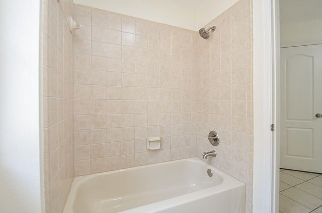 2735 Driftwood Drive, Manvel, TX 77578