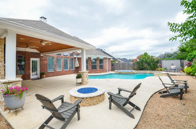 2735 Driftwood Drive, Manvel, TX 77578