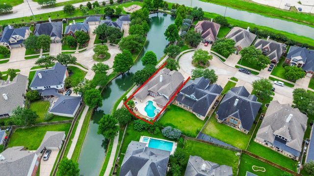 2735 Driftwood Drive, Manvel, TX 77578