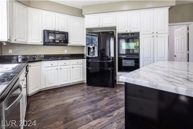 1400 Palantine Hill Drive, Las Vegas, NV 89117