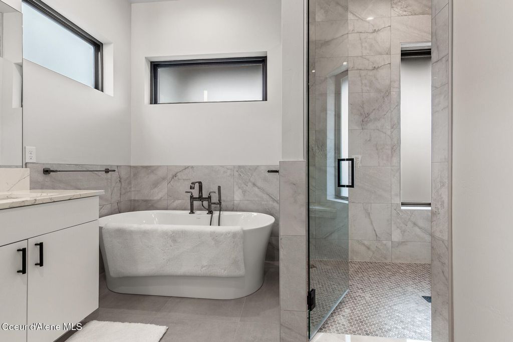 2867 W Lumber Lane, Coeur d'Alene, ID 83814 photo 24