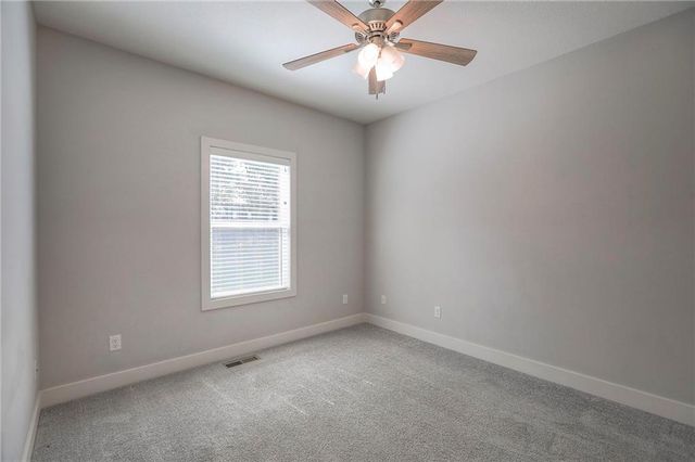 1305 NE Goshen Drive, Lee's Summit, MO 64064