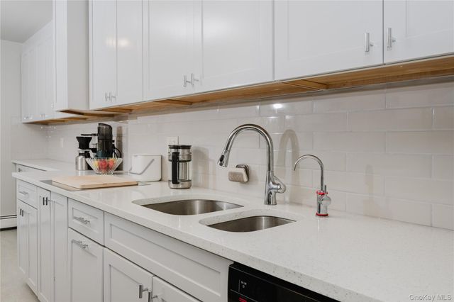 50 Dekalb Avenue E10, White Plains, NY 10603