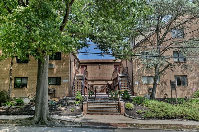 50 Dekalb Avenue E10, White Plains, NY 10603