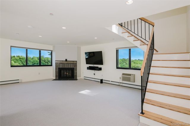 50 Dekalb Avenue E10, White Plains, NY 10603