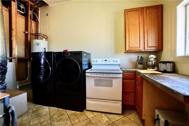 17352 Longhorn Drive, Dolan Springs, AZ 86441