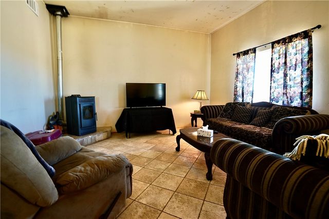 17352 Longhorn Drive, Dolan Springs, AZ 86441