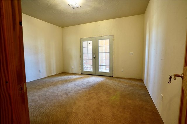 17352 Longhorn Drive, Dolan Springs, AZ 86441