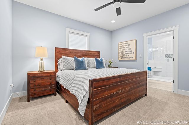 140 W 10th Street, Holland City, MI 49423