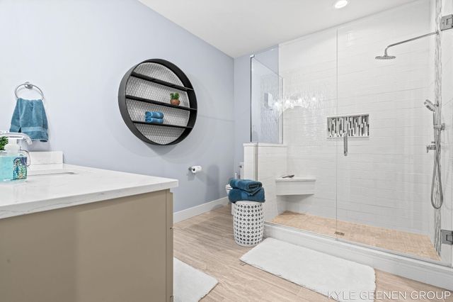 140 W 10th Street, Holland City, MI 49423
