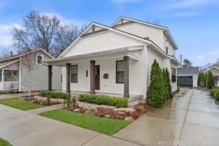 140 W 10th Street, Holland City, MI 49423