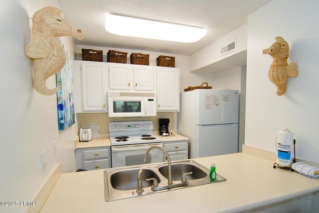 188 Beach Club Boulevard, Fripp Island, SC 29920