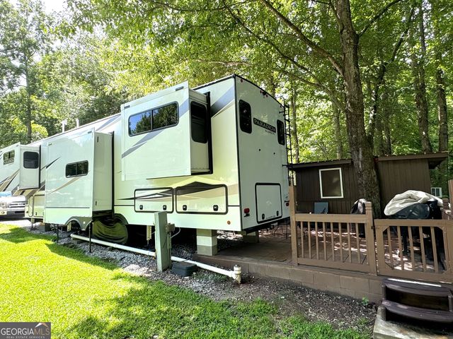 279 Leisure Acres Drive, Cleveland, GA 30528