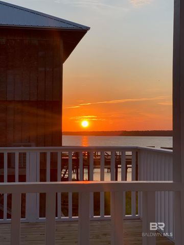 2432 W Beach Boulevard, Gulf Shores, AL 36542