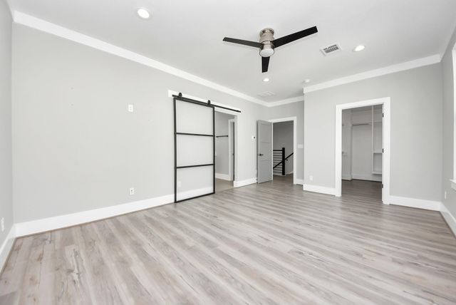 602 W 28th Street A, Houston, TX 77008