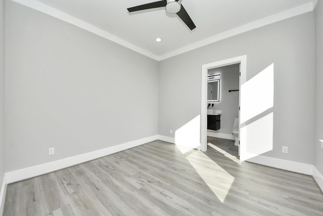 602 W 28th Street A, Houston, TX 77008