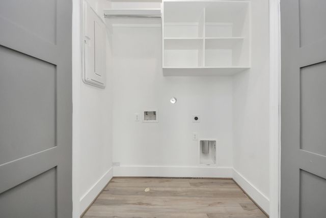 602 W 28th Street A, Houston, TX 77008