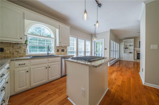 416 Pinnix Drive, Lexington, NC 27295
