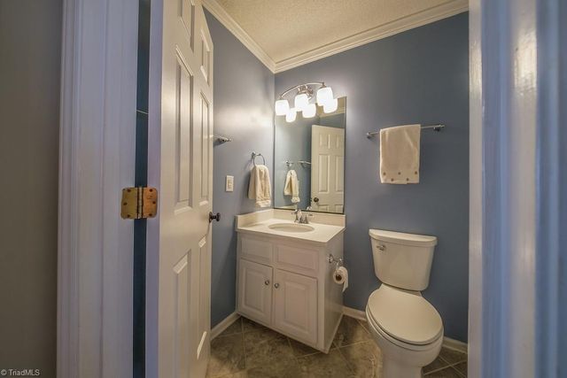 416 Pinnix Drive, Lexington, NC 27295