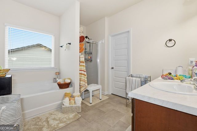 223 Malbone Street SW 5B, Cartersville, GA 30120